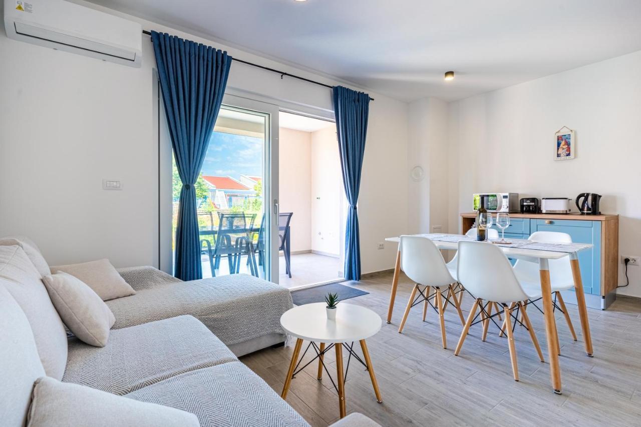 New 4 Star Apartment M&A In Town เซรส ภายนอก รูปภาพ